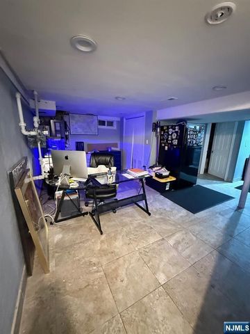 71 Wingra Avenue, Rutherford, NJ 07070