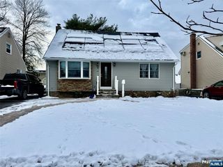 71 Wingra Avenue, Rutherford, NJ 07070