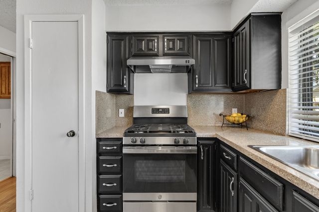 1510 Stoneham Place, Richardson, TX 75081