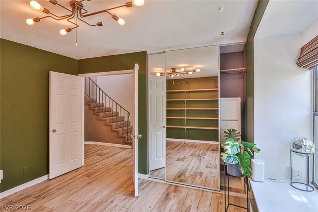 2430 Pickwick Drive, Henderson, NV 89014