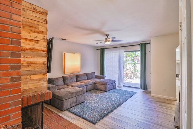 2430 Pickwick Drive, Henderson, NV 89014