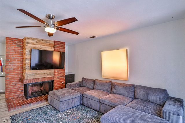 2430 Pickwick Drive, Henderson, NV 89014
