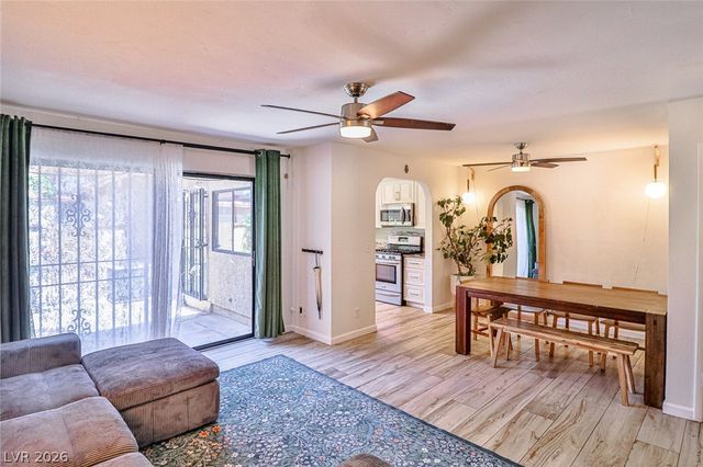 2430 Pickwick Drive, Henderson, NV 89014
