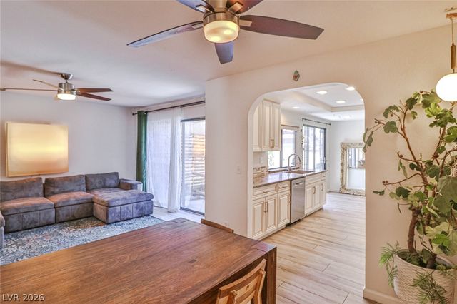 2430 Pickwick Drive, Henderson, NV 89014
