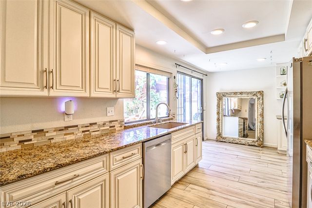 2430 Pickwick Drive, Henderson, NV 89014