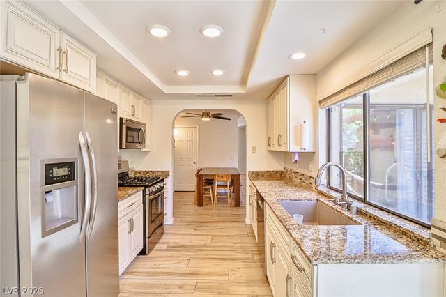 2430 Pickwick Drive, Henderson, NV 89014