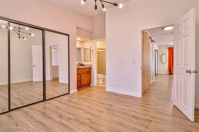 2430 Pickwick Drive, Henderson, NV 89014