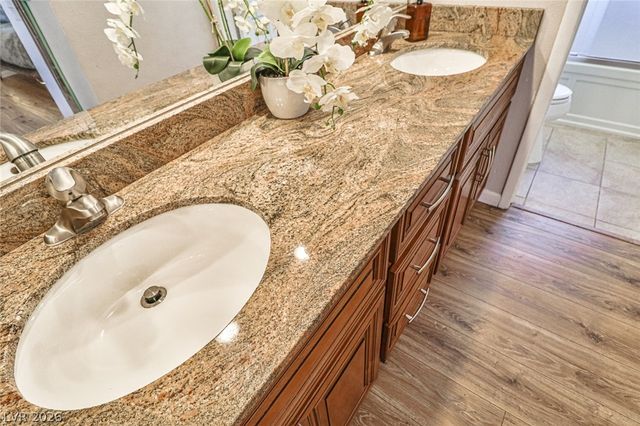2430 Pickwick Drive, Henderson, NV 89014