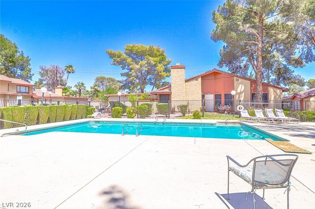 2430 Pickwick Drive, Henderson, NV 89014
