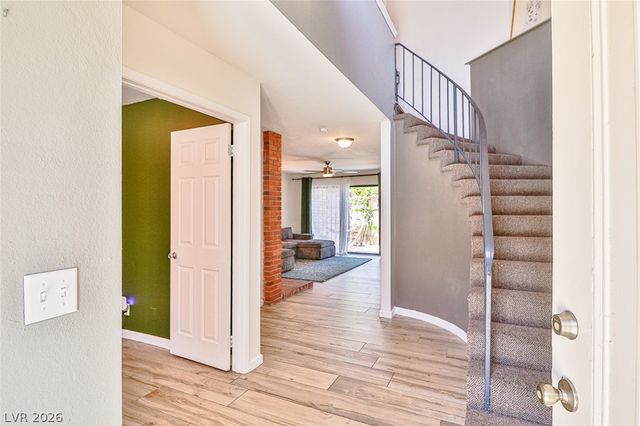 2430 Pickwick Drive, Henderson, NV 89014