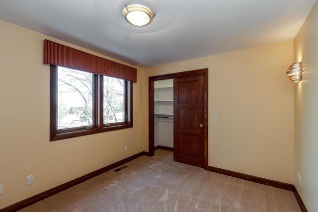 2829 Sylvan Avenue, Madison, WI 53705