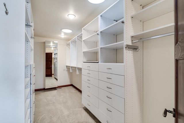 2829 Sylvan Avenue, Madison, WI 53705