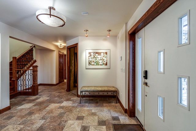 2829 Sylvan Avenue, Madison, WI 53705