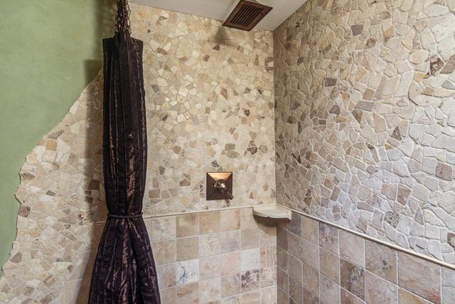 2829 Sylvan Avenue, Madison, WI 53705