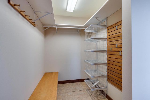 2829 Sylvan Avenue, Madison, WI 53705