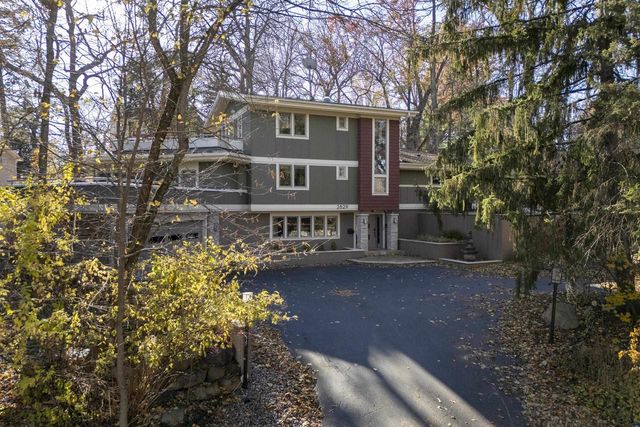 2829 Sylvan Avenue, Madison, WI 53705