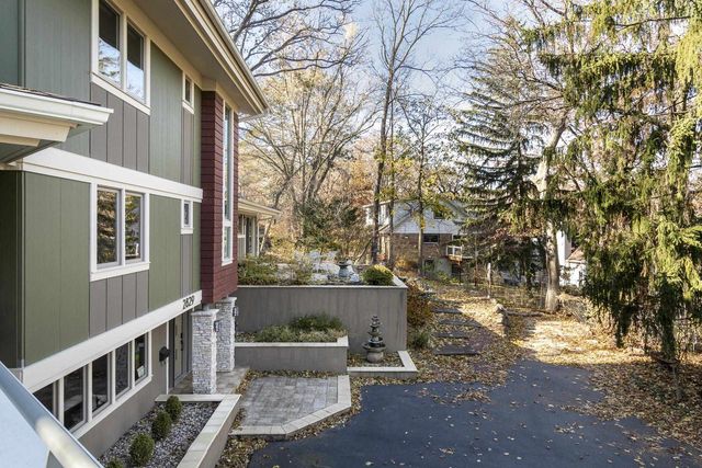 2829 Sylvan Avenue, Madison, WI 53705