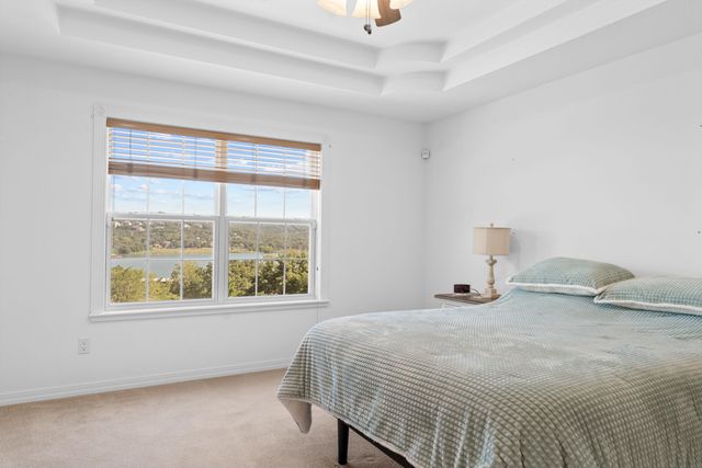 1977 Graham Clark Drive, Hollister, MO 65672