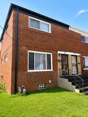1203 S 17th Avenue, Maywood, IL 60153
