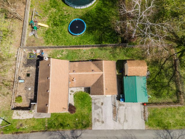 656 S 4th Street, Chesterton, IN 46304