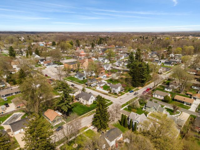 656 S 4th Street, Chesterton, IN 46304