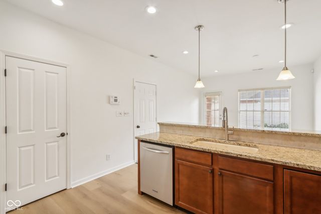 1355 Middlebury Drive, Westfield, IN 46074