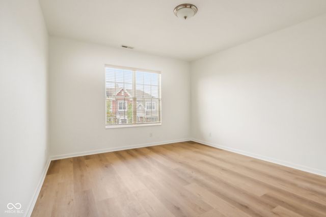 1355 Middlebury Drive, Westfield, IN 46074