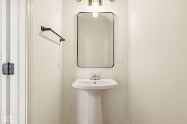 1355 Middlebury Drive, Westfield, IN 46074