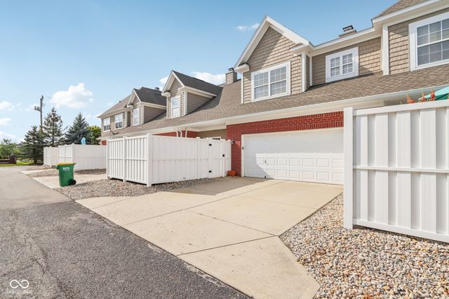 1355 Middlebury Drive, Westfield, IN 46074