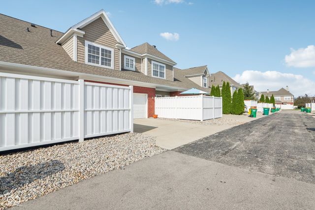 1355 Middlebury Drive, Westfield, IN 46074