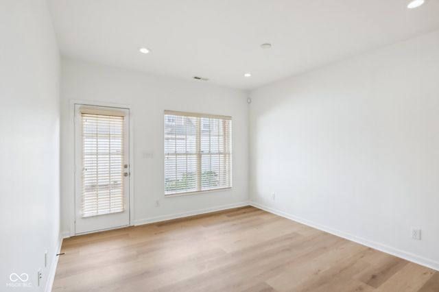 1355 Middlebury Drive, Westfield, IN 46074