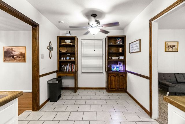 905 NW Ave. L, Andrews, TX 79714