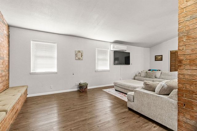 905 NW Ave. L, Andrews, TX 79714