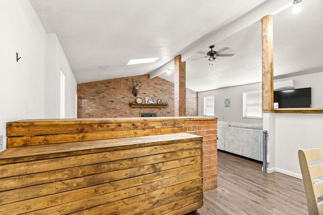 905 NW Ave. L, Andrews, TX 79714