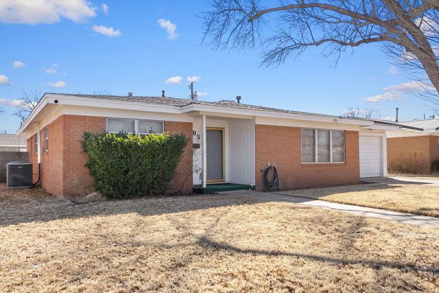 905 NW Ave. L, Andrews, TX 79714