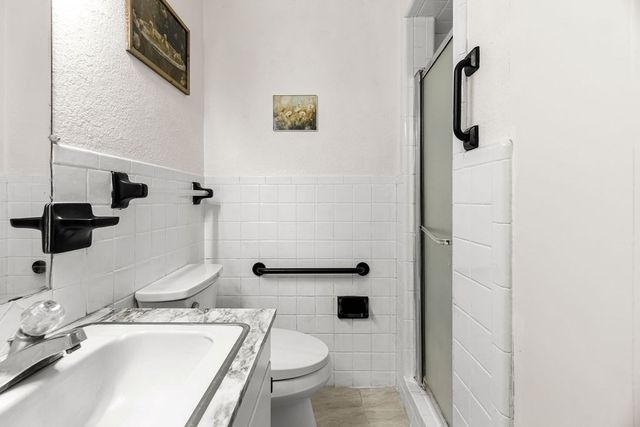 905 NW Ave. L, Andrews, TX 79714