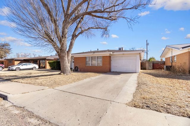 905 NW Ave. L, Andrews, TX 79714