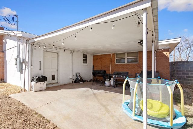 905 NW Ave. L, Andrews, TX 79714