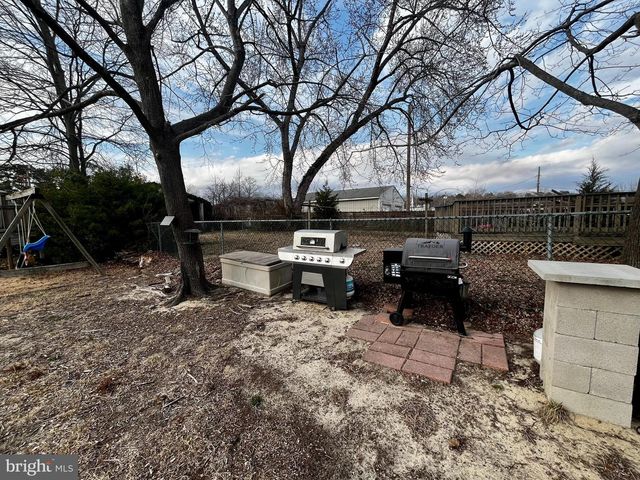12 S LAUREL STREET, Millville, NJ 08332