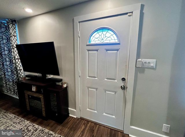 12 S LAUREL STREET, Millville, NJ 08332