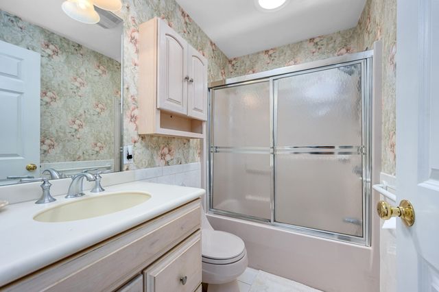 8 Marlboro Road, Brewster, MA 02631