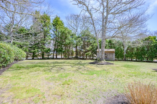 8 Marlboro Road, Brewster, MA 02631