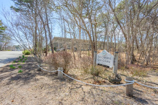 8 Marlboro Road, Brewster, MA 02631