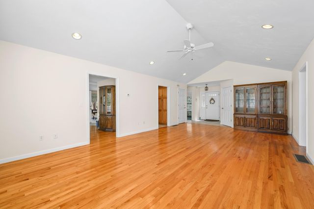 8 Marlboro Road, Brewster, MA 02631