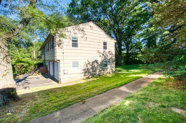 41 Florence Road, Bloomfield, CT 06002