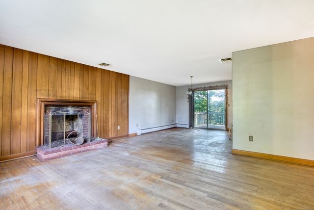 41 Florence Road, Bloomfield, CT 06002