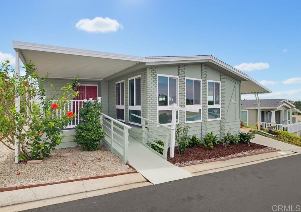 1930 W San Marcos Boulevard 105, San Marcos, CA 92078 — exterior