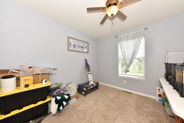 N8001 Woodland COURT, Ixonia, WI 53036