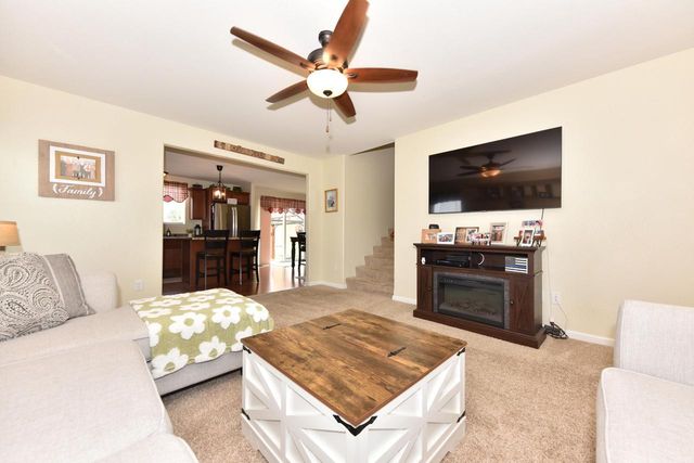 N8001 Woodland COURT, Ixonia, WI 53036