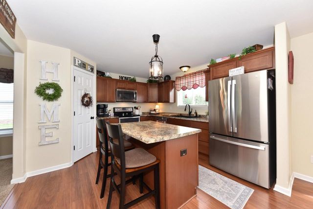 N8001 Woodland COURT, Ixonia, WI 53036